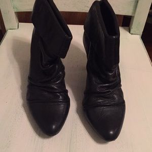 Low leather  heel boots